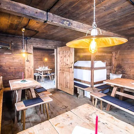 Kashuette Hochzillertal *